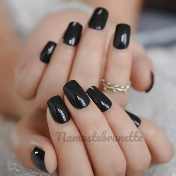 2/$16 Black Glossy Press On Nails - Picture 2 of 14